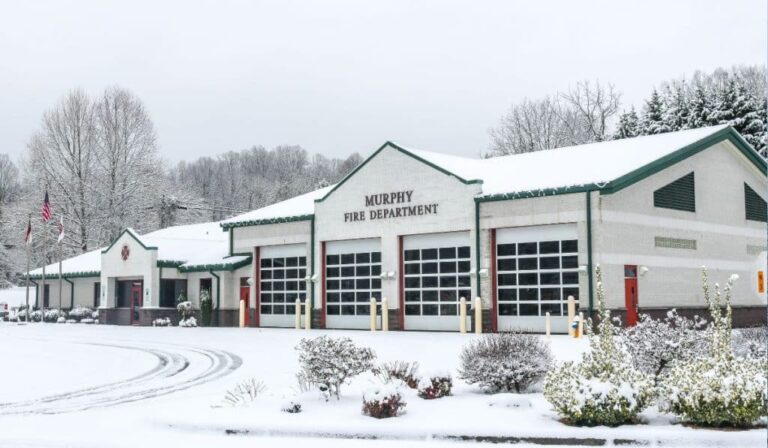 5 meilleures petites villes des Blue Ridge Mountains à visiter cet hiver