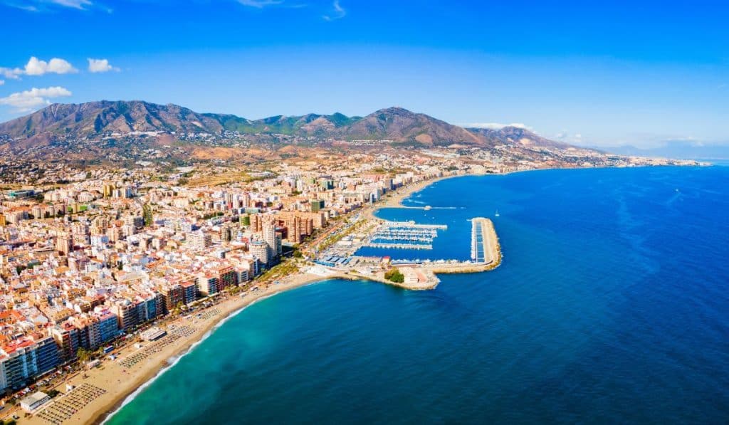 Pourquoi les nomades numériques affluent-ils vers cette petite ville chic du sud de l'Espagne