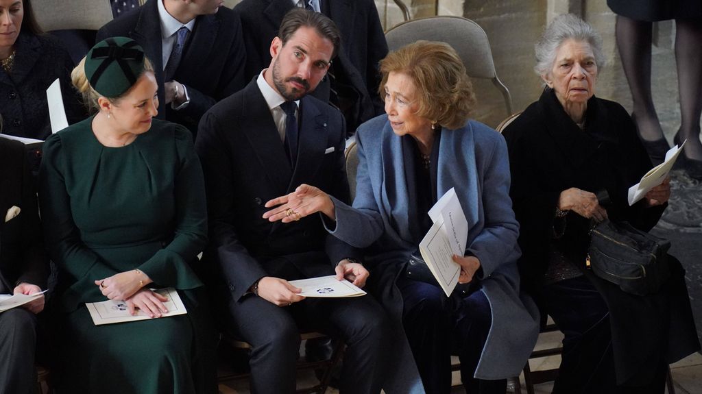 La reine Sofia et sa sœur Irène de Grèce, au premier rang