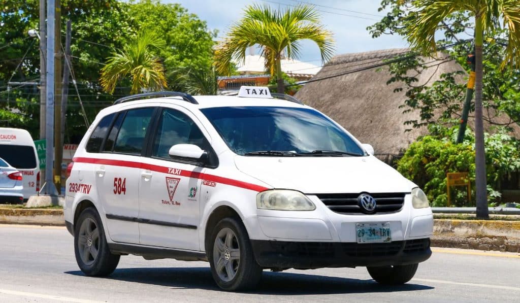 Le trajet en taxi depuis l'aéroport de Tulum est plus cher qu'à Paris