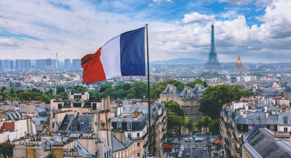 Ambassade américaine : la France élève son système d’alerte de sécurité au plus haut niveau