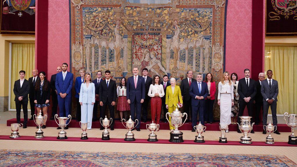Photo de famille des lauréats des National Sports Awards