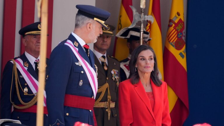 Le look de la reine Letizia lors de la Journée des forces armées