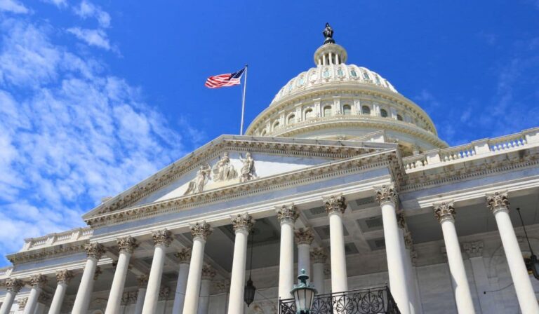 6 avis de voyage importants aux États-Unis destinés aux touristes américains publiés en MAI 2024