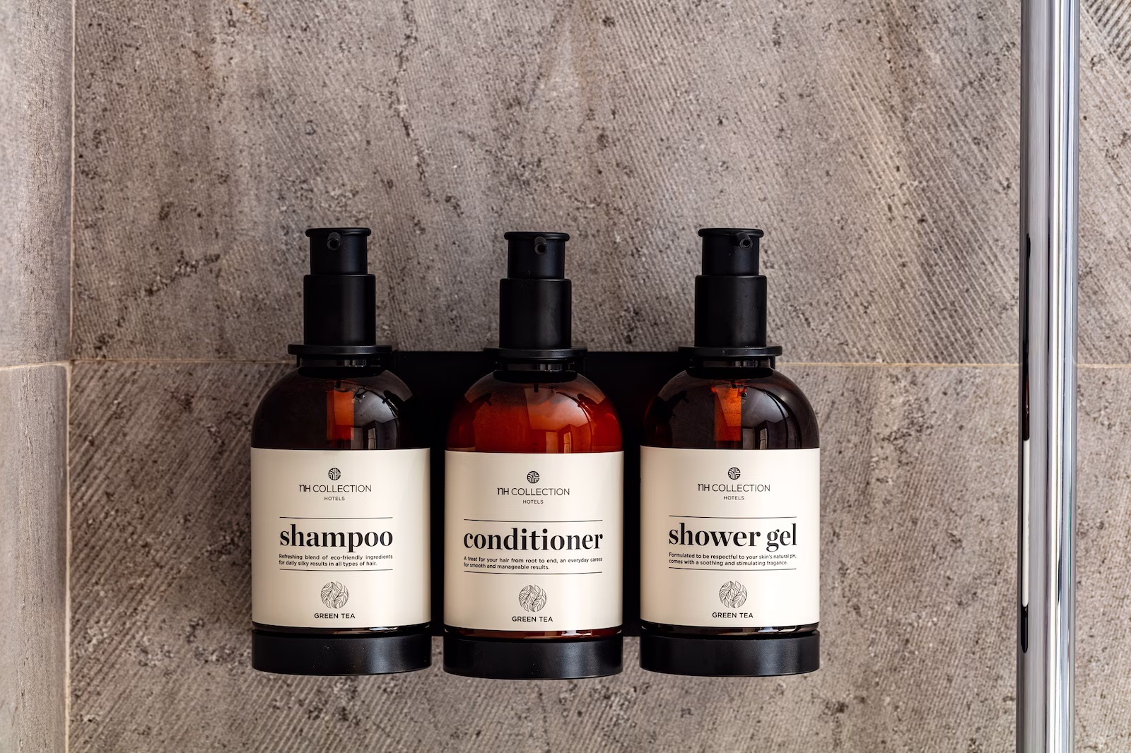 NH_Collection_Amenities_Bathroom_Shower_Horizontal_Closeup