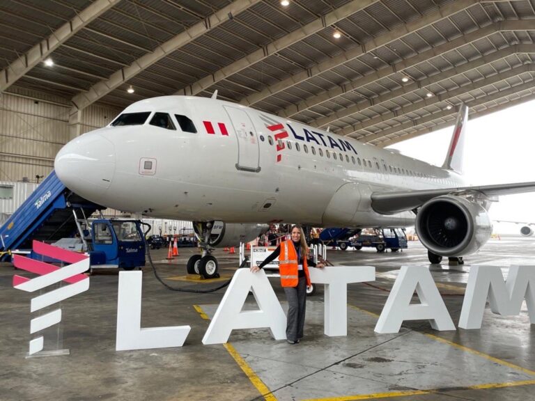 LATAM Airlines Peru célèbre ses 25 ans d'opérations dans le pays