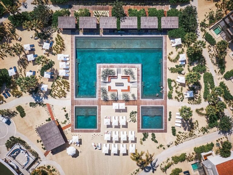 Ce complexe de luxe de style bohème vient d'ouvrir ses portes à Los Cabos