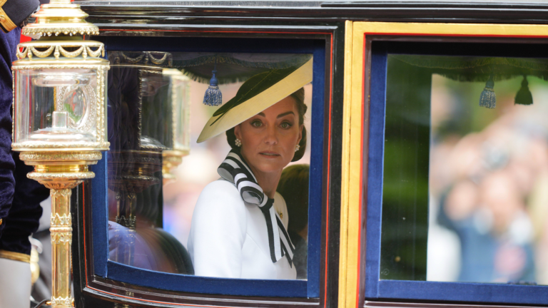 Premières images de Kate Middleton à son arrivée au Trooping The Color