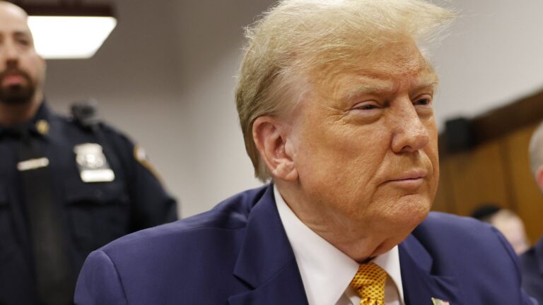 Trump balaie son arrivée sur TikTok après avoir tenté d'interdire la plateforme