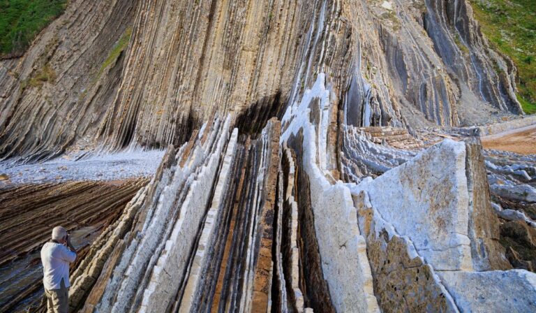 Cette ville perchée sur une falaise, un « phénomène de la nature », est l'un des joyaux cachés les plus beaux d'Espagne