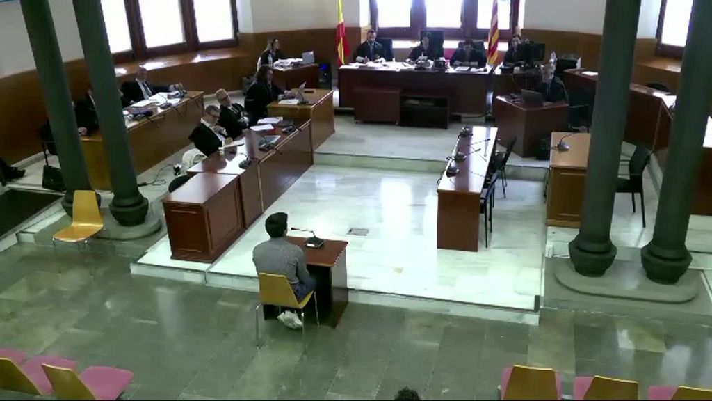 La médecine légale démonte la version de Brian, l'accusé du viol d'Igualada