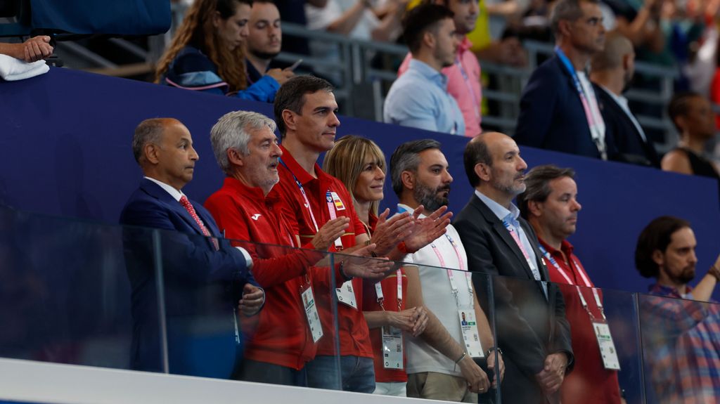 Pedro Sánchez et Begoña, souriants