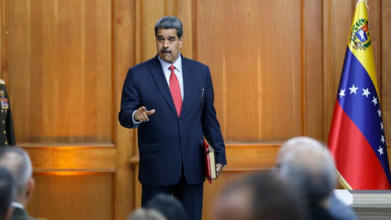 Nicolás Maduro accuse Josep Borrell : « C'est dommage »