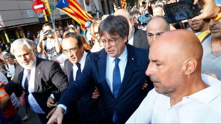 Le policier propriétaire de la voiture dans laquelle s'est enfui Carles Puigdemont a été arrêté