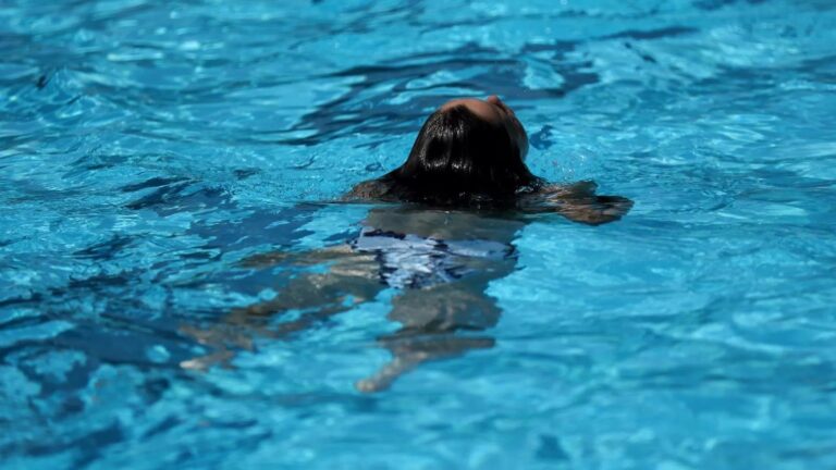 Est-il légal d'interdire aux locataires d'utiliser la piscine communautaire ?