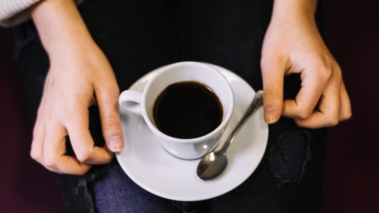 La consommation chronique de caféine pourrait nuire à la santé cardiovasculaire