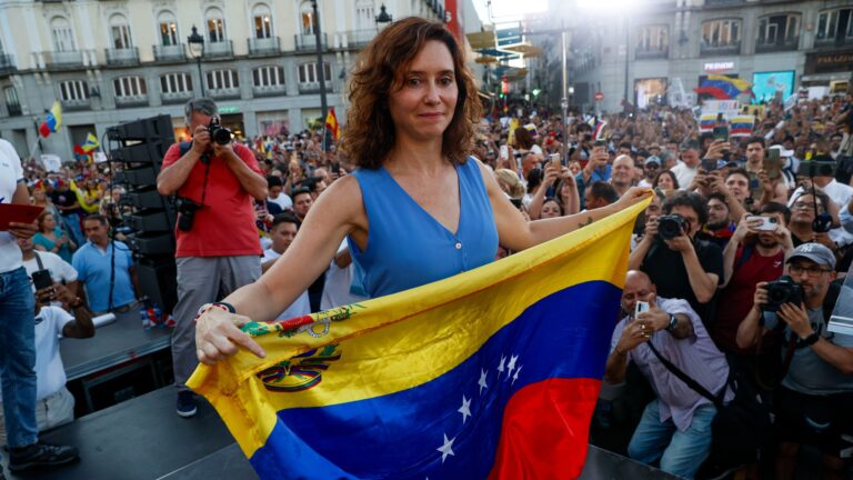 Manifestation à Madrid pour la défense de la liberté au Venezuela