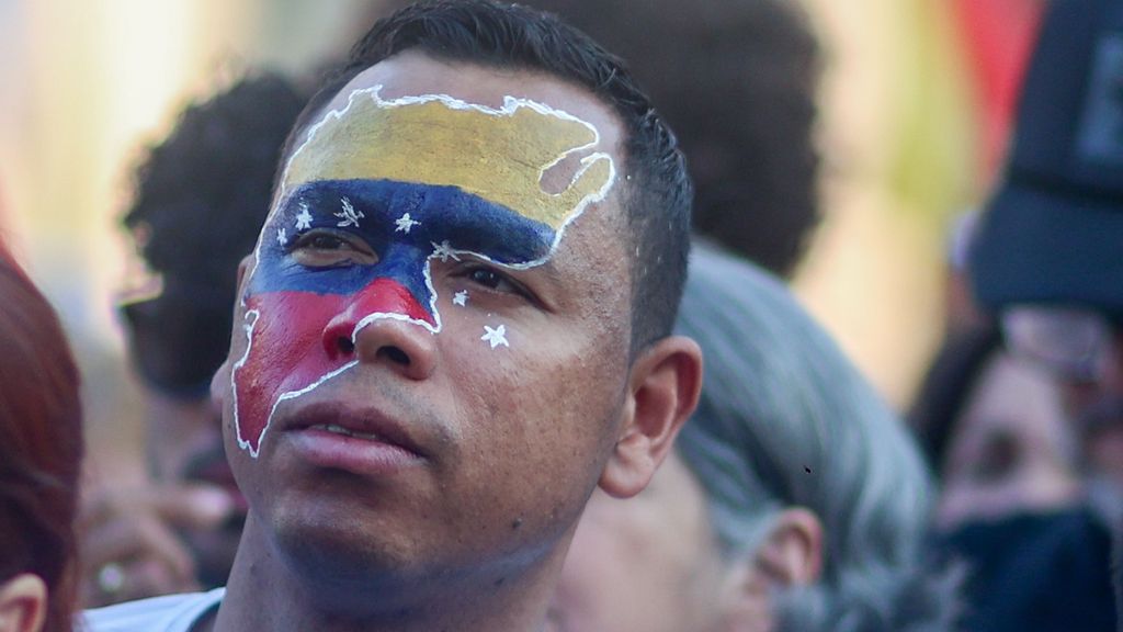 Chavisme et opposition se mobilisent à Caracas avec deux marches au milieu du climat de polarisation au Venezuela