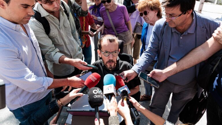 Echenique est poursuivi pour crime de haine présumé dans un tweet sur les prêtres