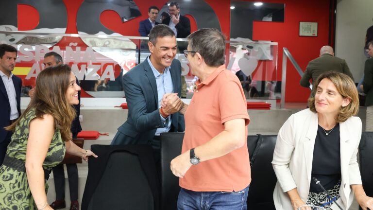 Le Congrès fédéral du PSOE aura lieu les 15, 16 et 17 novembre à Séville