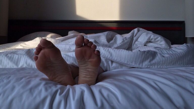 Le cauchemar des personnes souffrant du syndrome des jambes sans repos : « Tu pleures de désespoir »