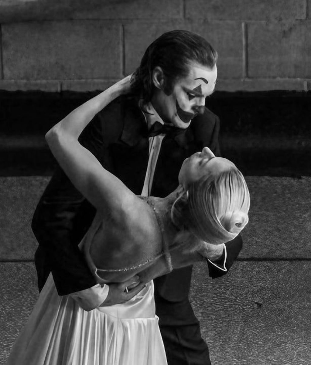 Arthur et Harleen, « profitant » de leur psychose commune