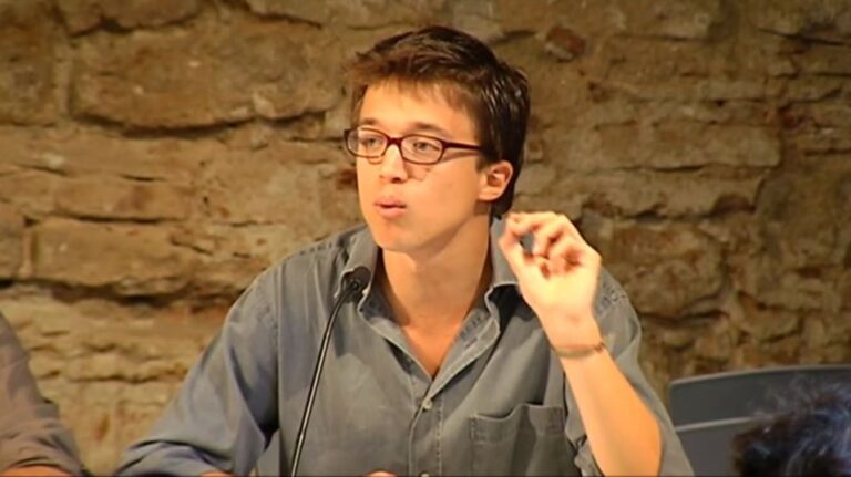 Deux femmes racontent les abus sexuels présumés d'Íñigo Errejón