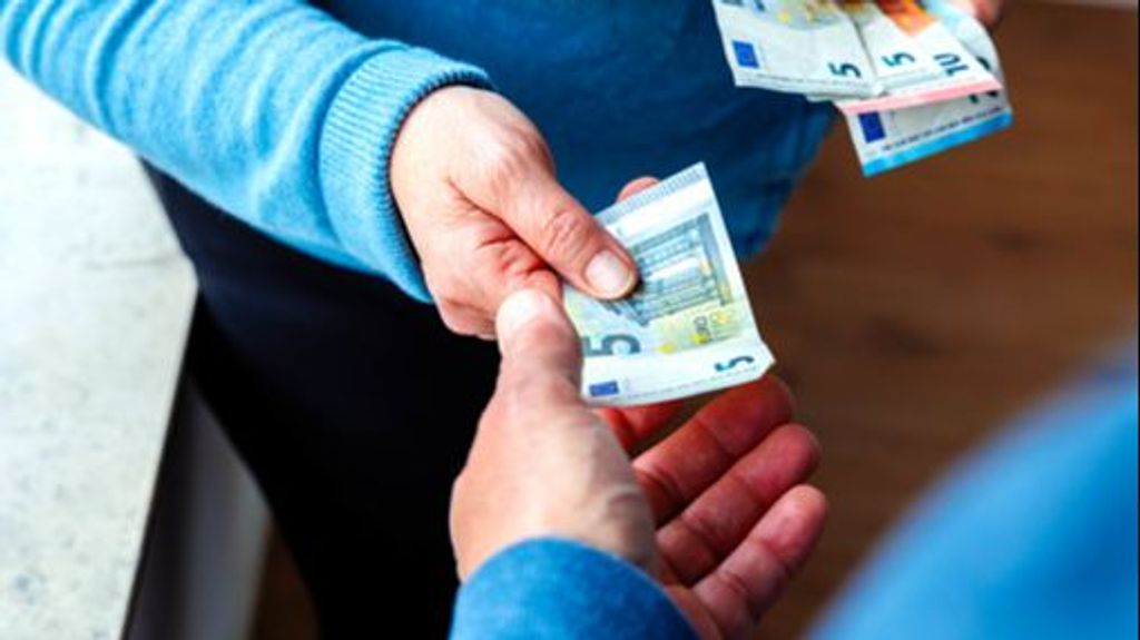 L'arnaque à cinq euros, la nouvelle arnaque dans les stations-service ouvertes 24h/24