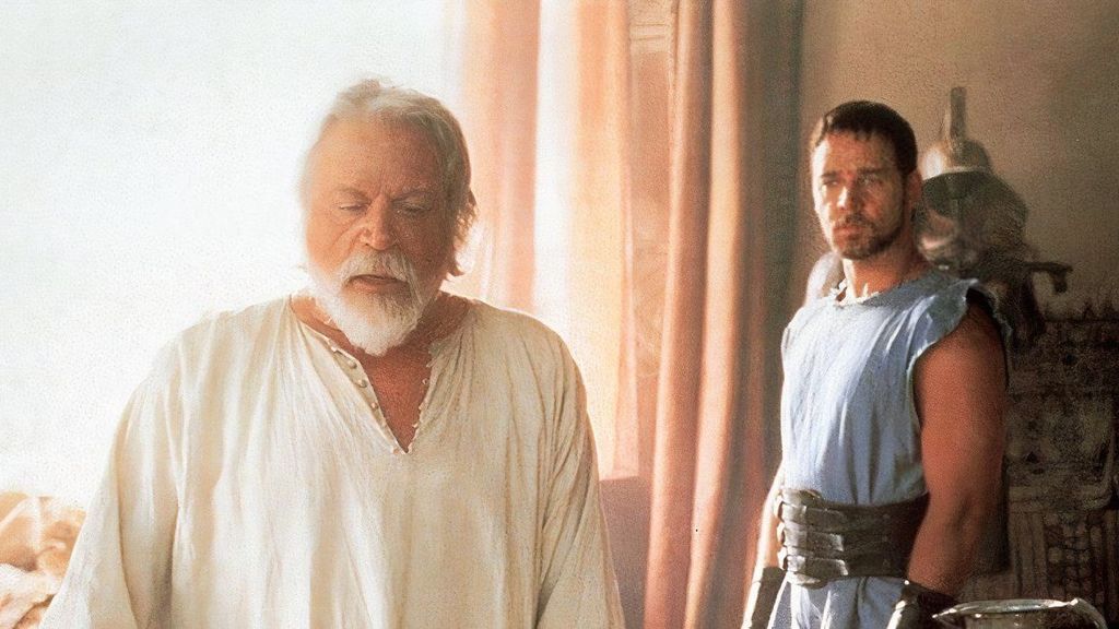 Oliver Reed et Russell Crowe.