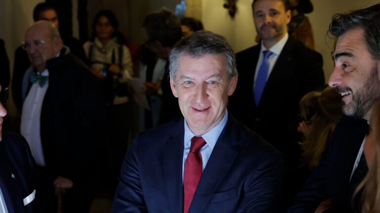 Les accusations d'Aldama donnent des ailes au PP pour redoubler de pression contre Sánchez