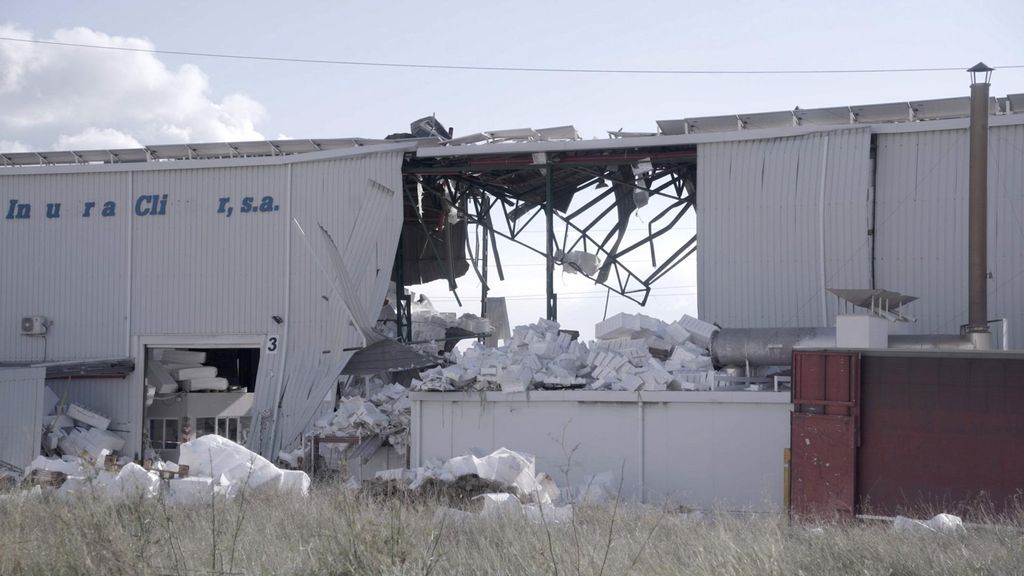 Entrepôt Industrial Climber SA endommagé dans une zone industrielle à Ibi (Alicante), le 27 novembre 2024.