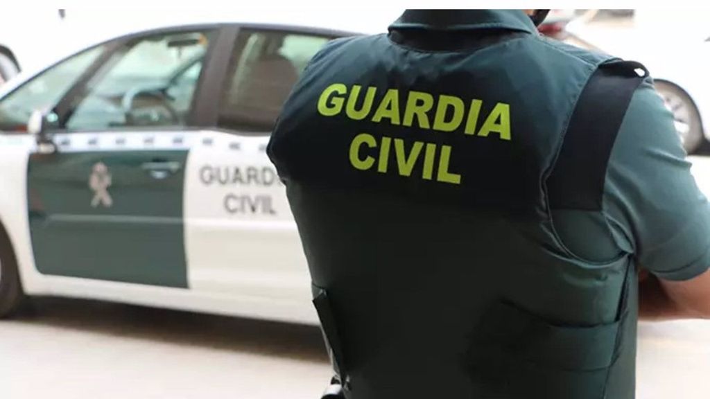 Un agent de la Garde civile, le dos tourné, image d'archive