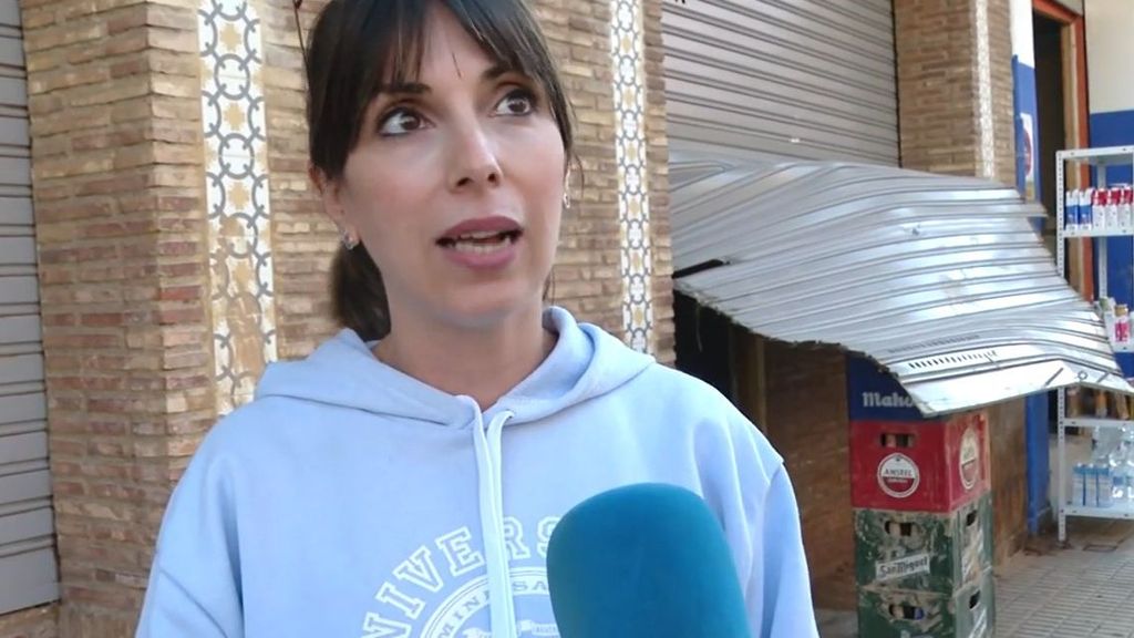 Silvia demande de l'aide pour démarrer son bar.