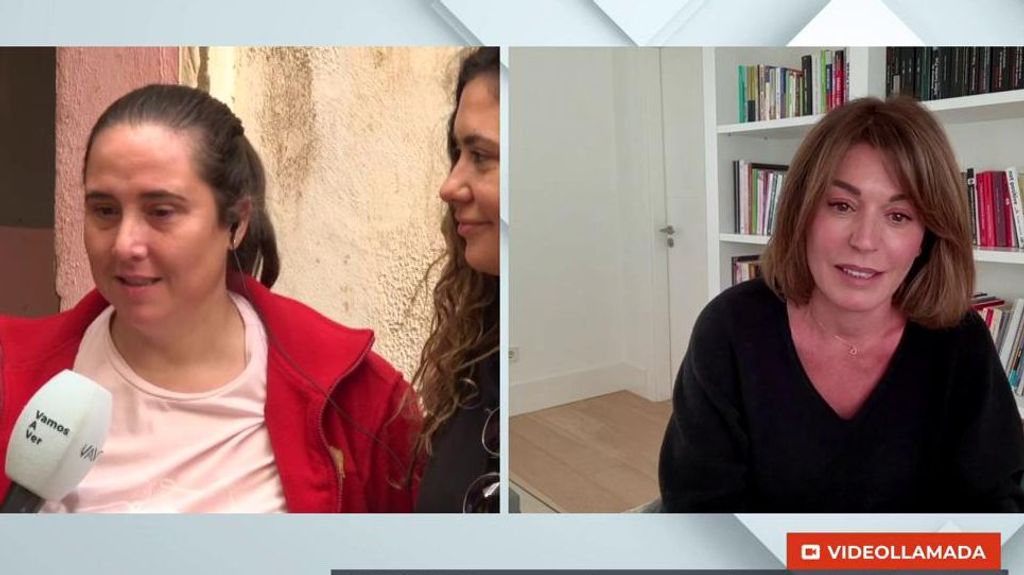 Elena, une téléspectatrice de « VAV », se connecte avec Elvira dans le programme.
