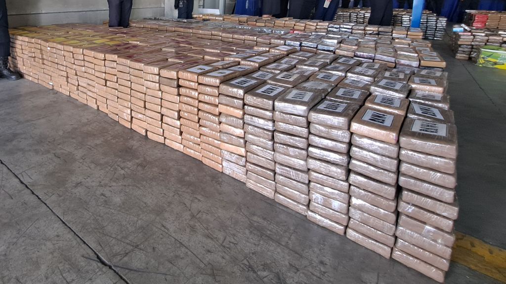 Colis de cocaïne saisis dans le port d'Algésiras, Cadix