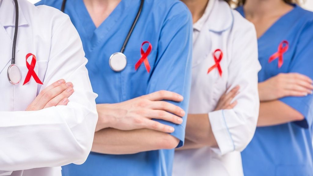 Combattre la stigmatisation et promouvoir des politiques inclusives, parmi les défis pour faire face au VIH