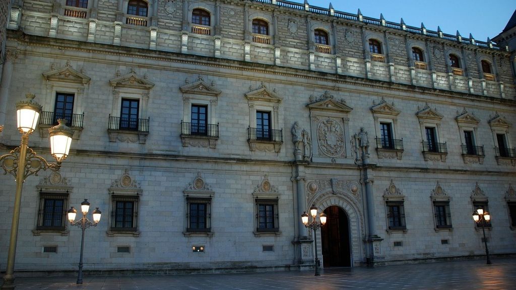 Façade de l'Alcazar de Tolède
