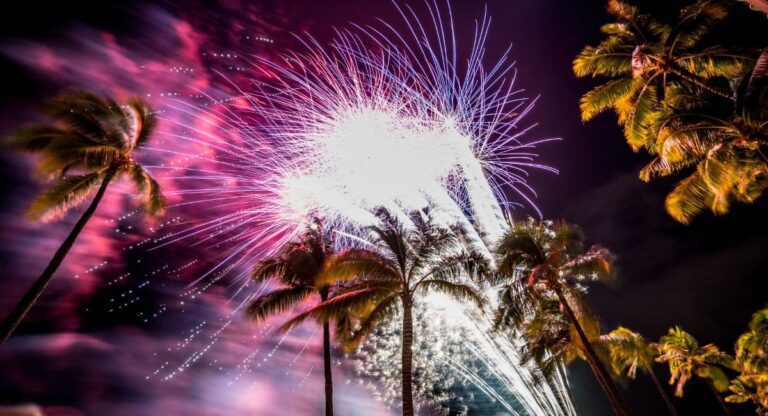 Réveillon du Nouvel An à Hawaï 2024-25 : meilleurs endroits et fêtes