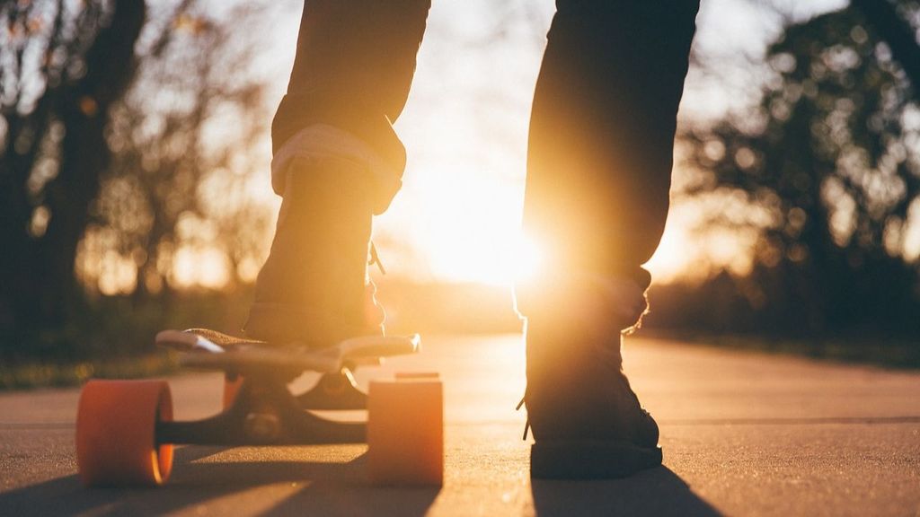 skateboard