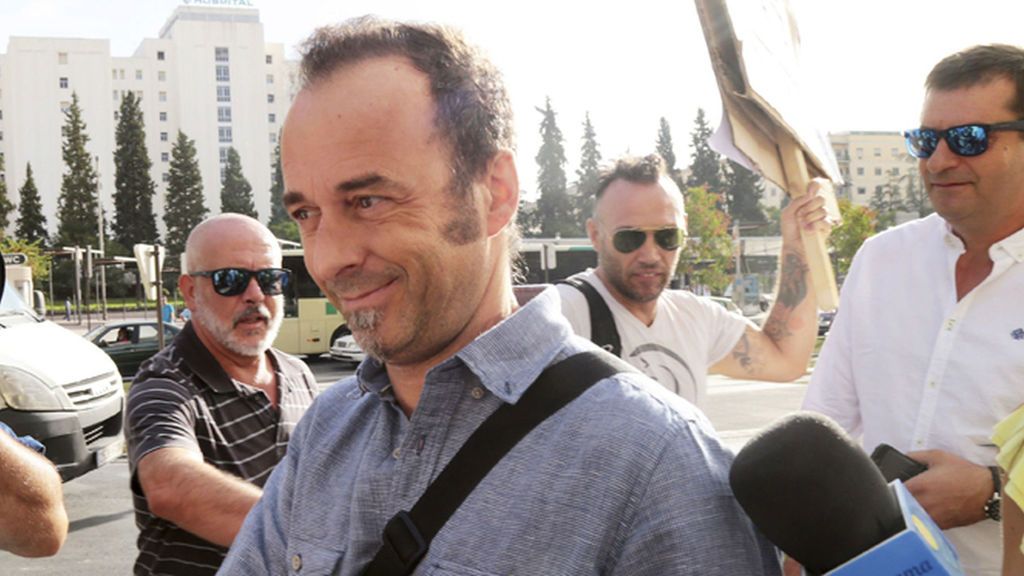 La défense de l'Italien Francesco Arcuri, "satisfait" de la sentence qui condamne Juana Rivas