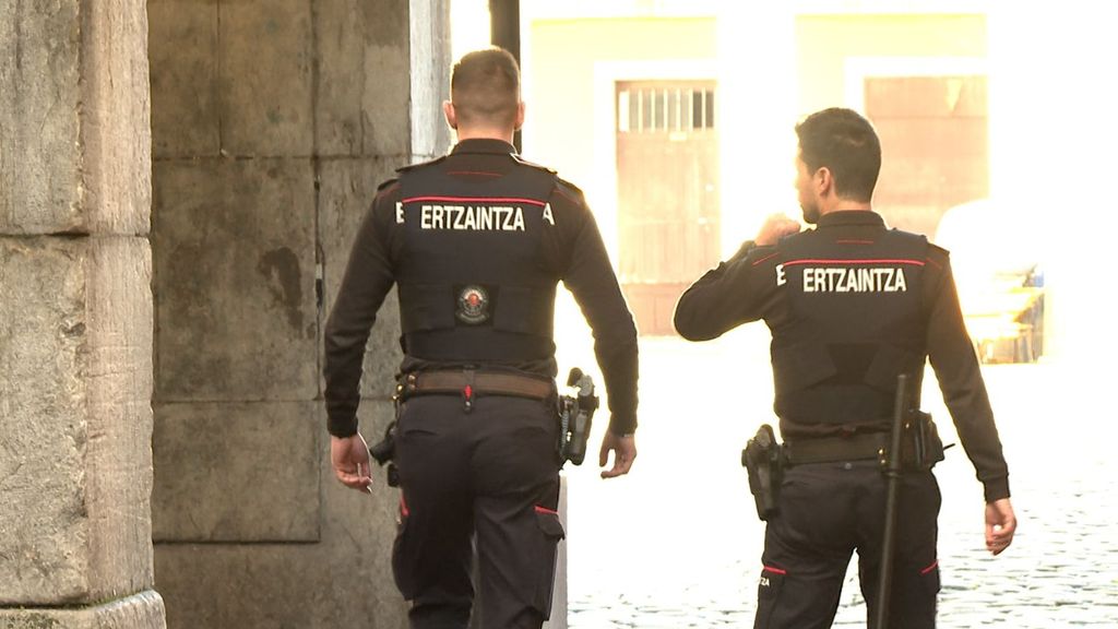 Deux agents d'Ertzaintza