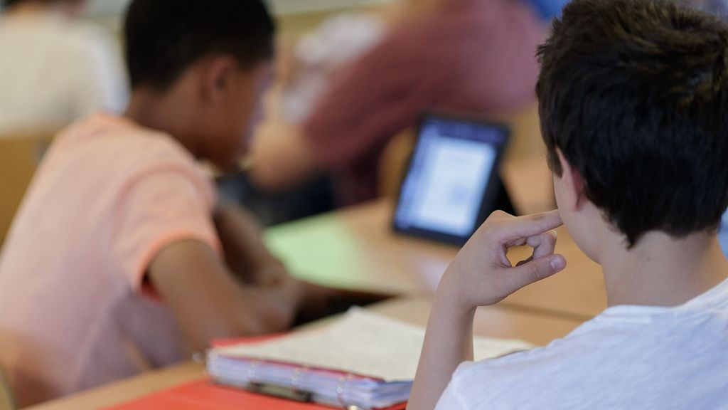 Madrid entame les procédures pour mettre un terme à l'utilisation d'appareils numériques individuels dans les écoles et instituts