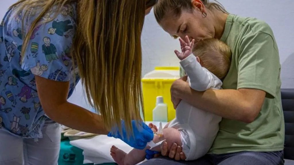 Vaccination des enfants, dans une image d'archive