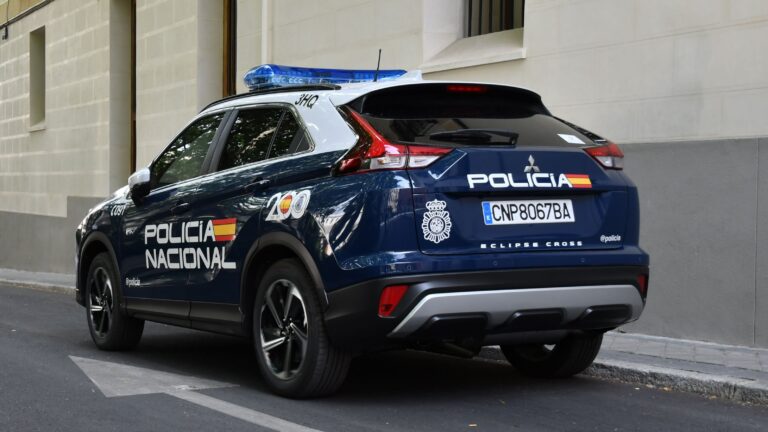 Il assassine sa femme à Cartagena et se rend à la police