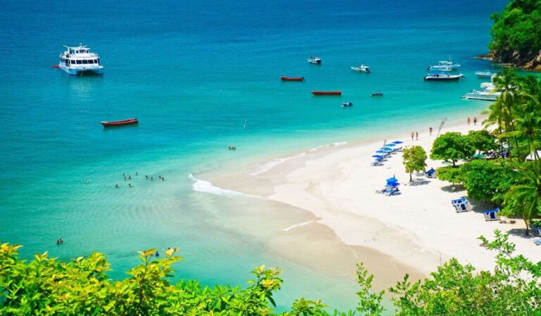 Le Costa Rica est-il sûr à visiter ? Avis aux voyageurs 2025