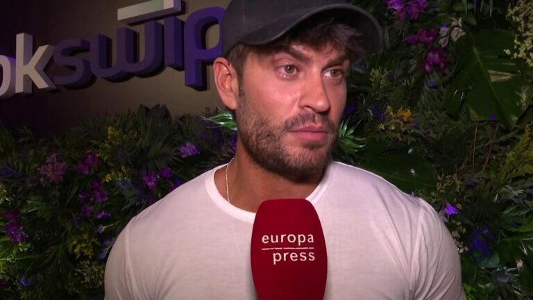Rodri Fuertes réagit aux larmes d'Adara Molinero