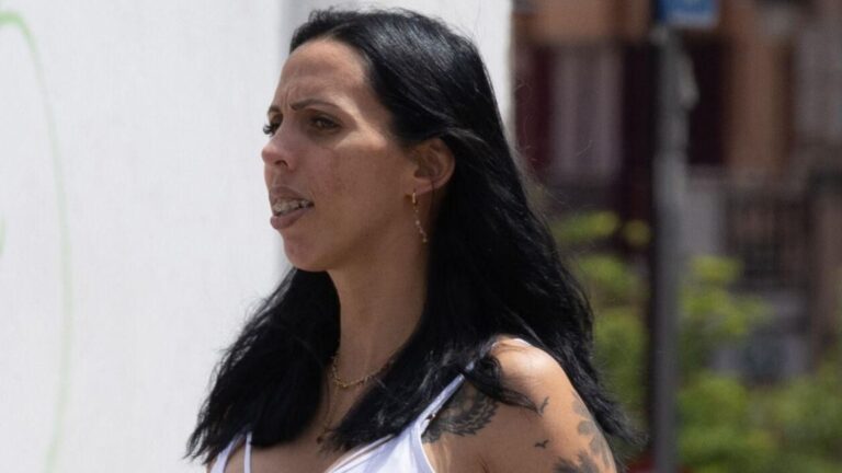 Paola Olmedo exploite la bouche: le résultat