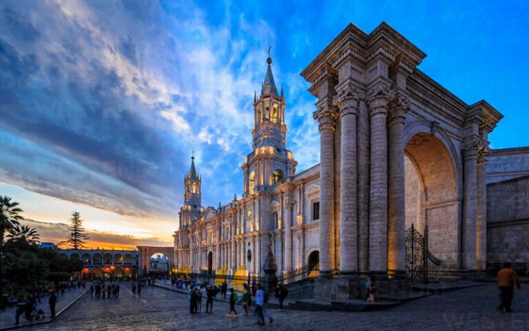 Arequipa: les conditions climatiques entravent les vols