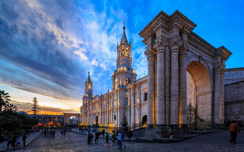 Arequipa: les conditions climatiques entravent les vols