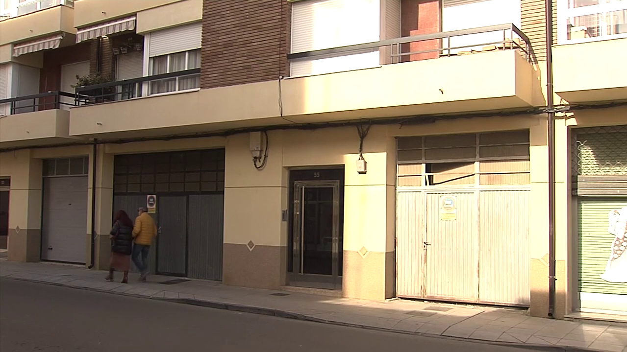 Un niño de 9 años ha muerto al inhalar gas de una calefacción de carbón en La Bañeza, León